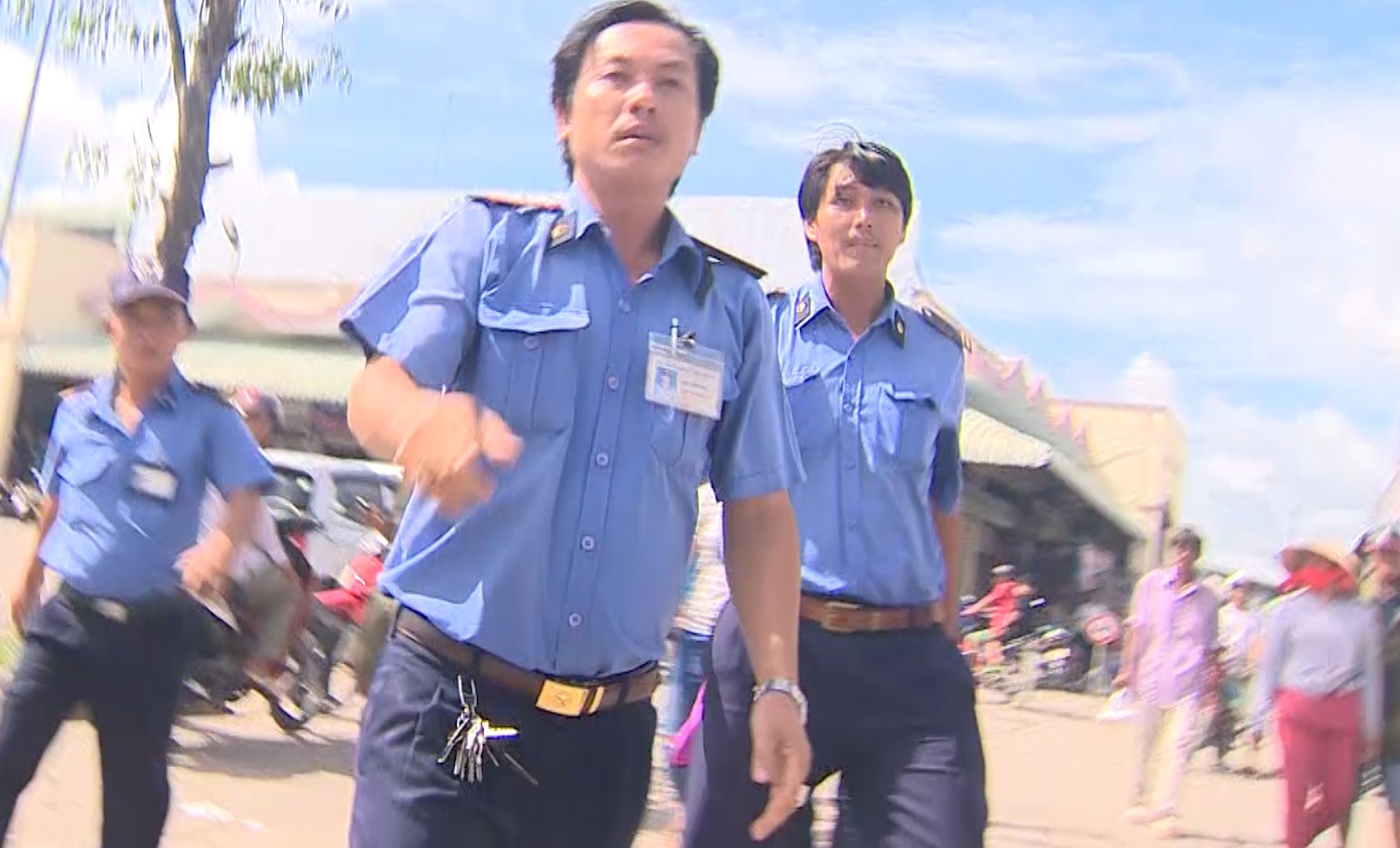 Sử dụng vũ lực, hăm doạ... Dấu hiệu của 1 c&ocirc;ng ty bảo vệ lừa đảo