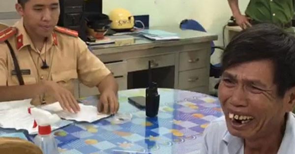 Cái kết cho người đàn ông bị CSGT tịch thu xích lô giữa trung tâm